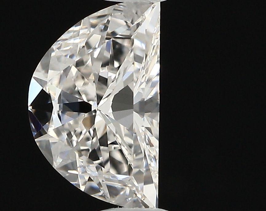 Prírodný diamant half moon,...