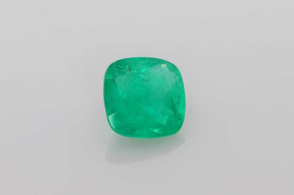 Szmaragd 1,80 ct, zielony, szlif cushion