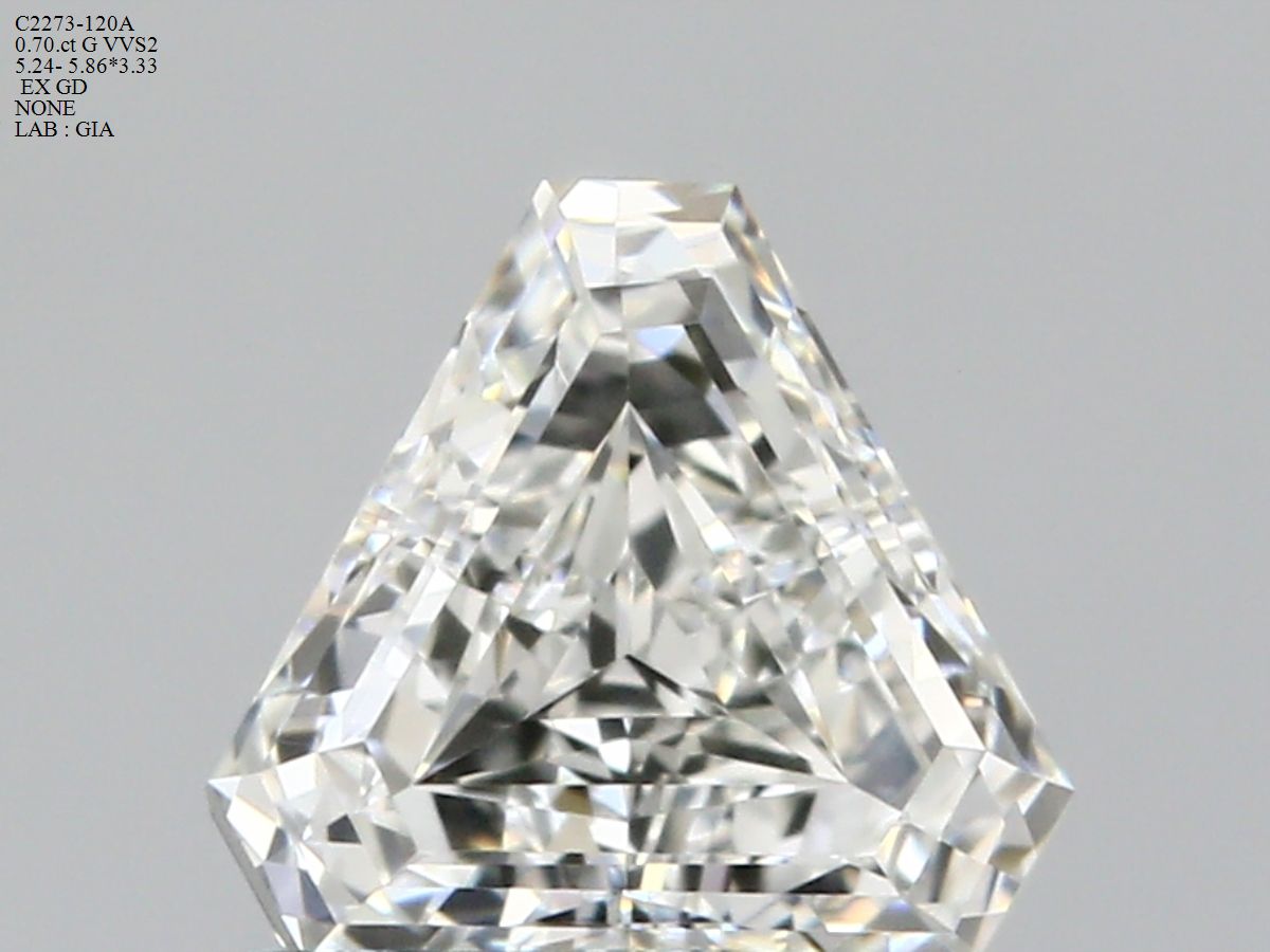 Prírodný diamant triangel,...