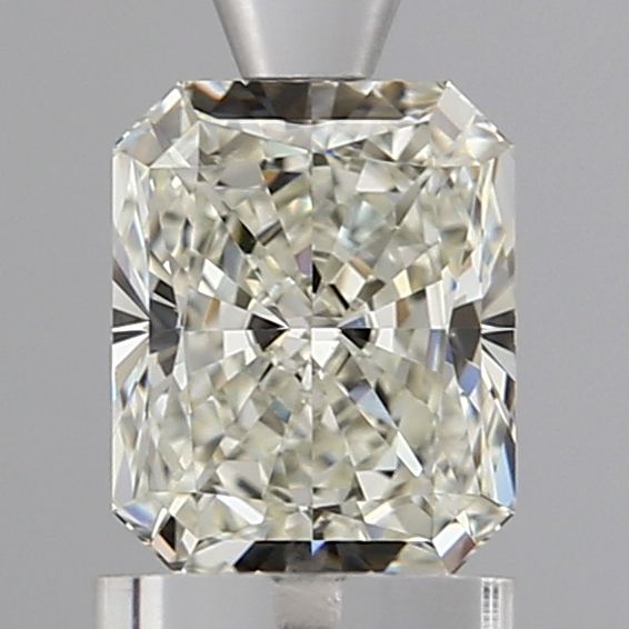 Prírodný diamant radiant,...