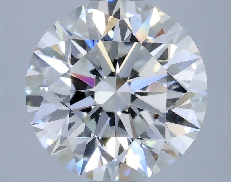 Prírodný diamant okrúhly...