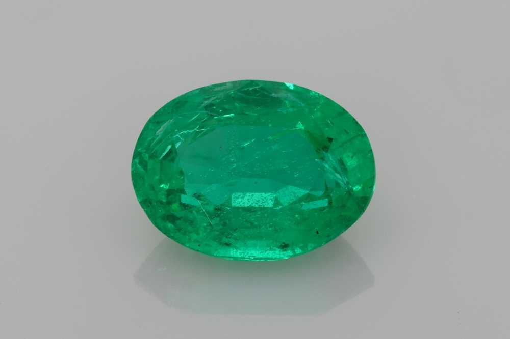5.25 ct Oval Emerald