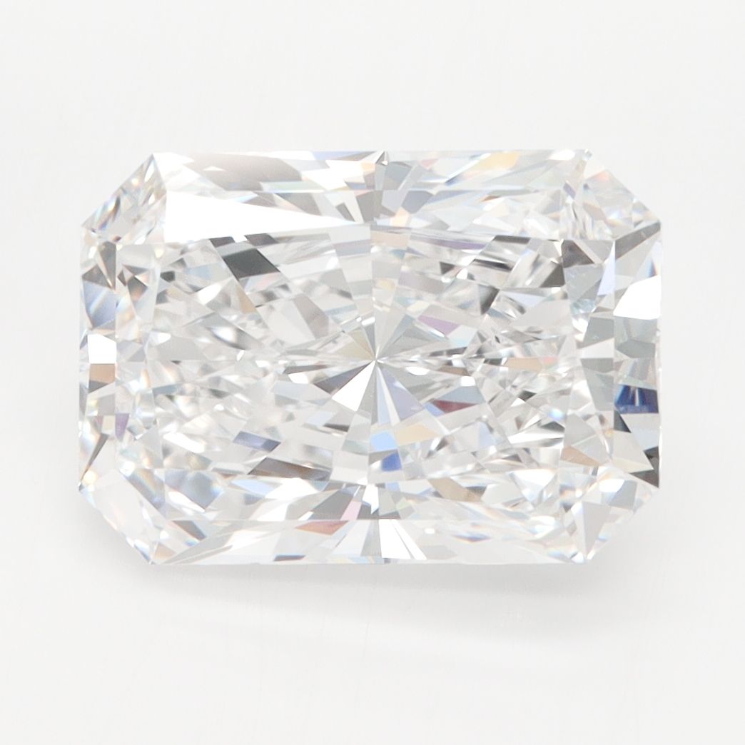 4.04-carat radiant diamond with D color, null cut, and VVS1 clarity.