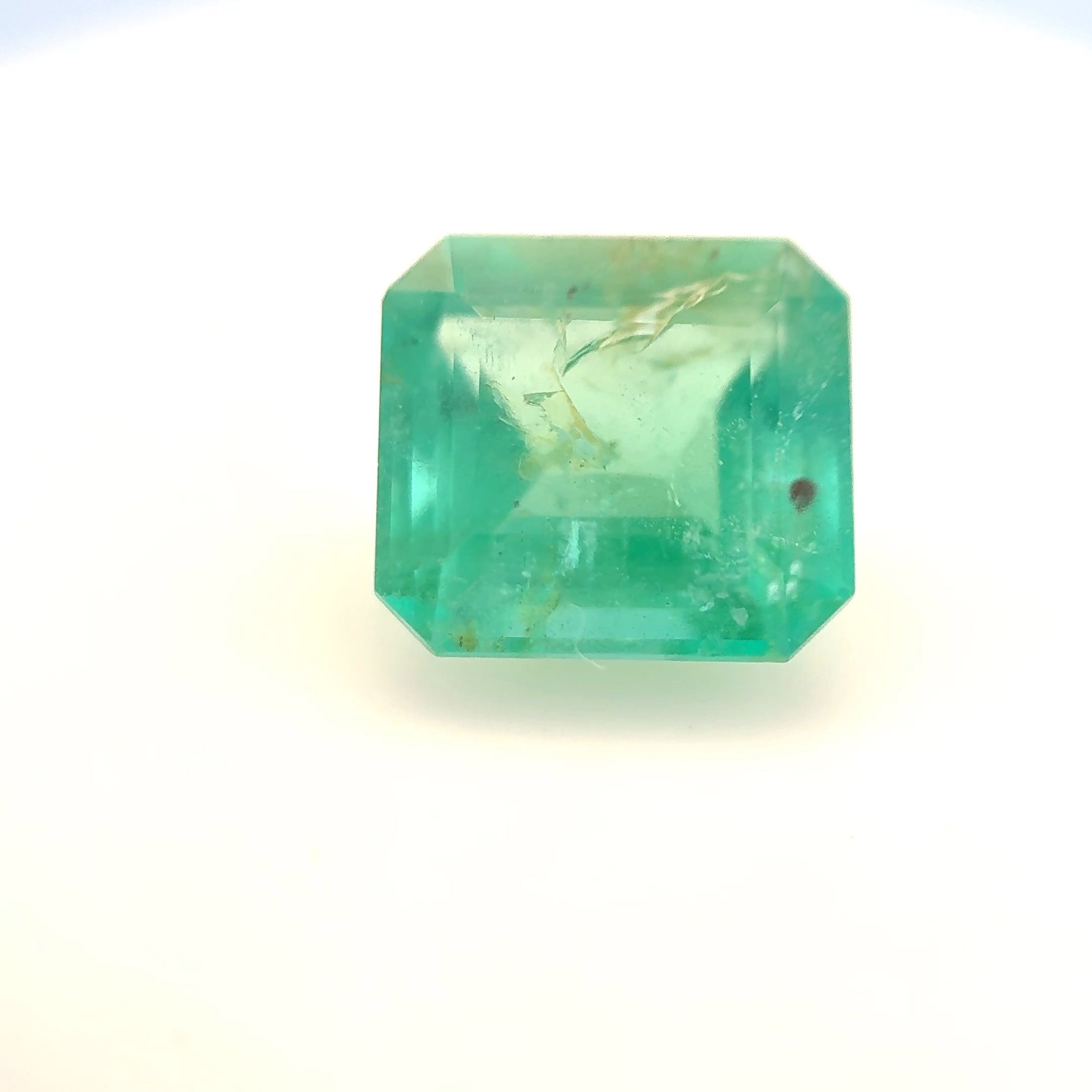 Szmaragd 2,29 ct, zielony, szlif szmaragdowy