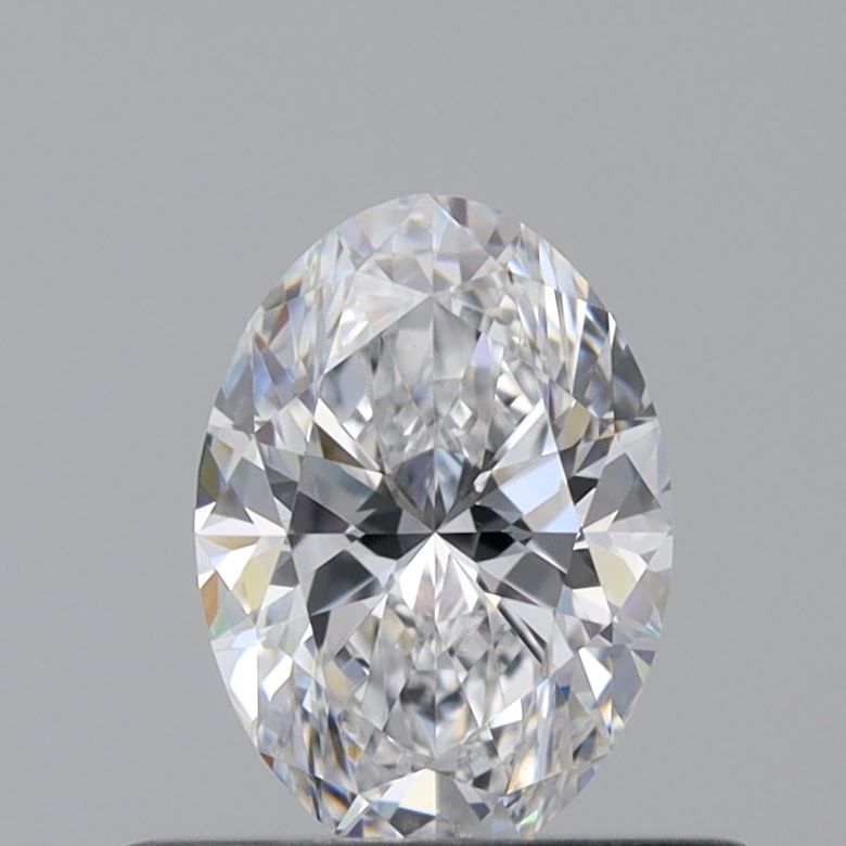 Prírodný diamant oval,...