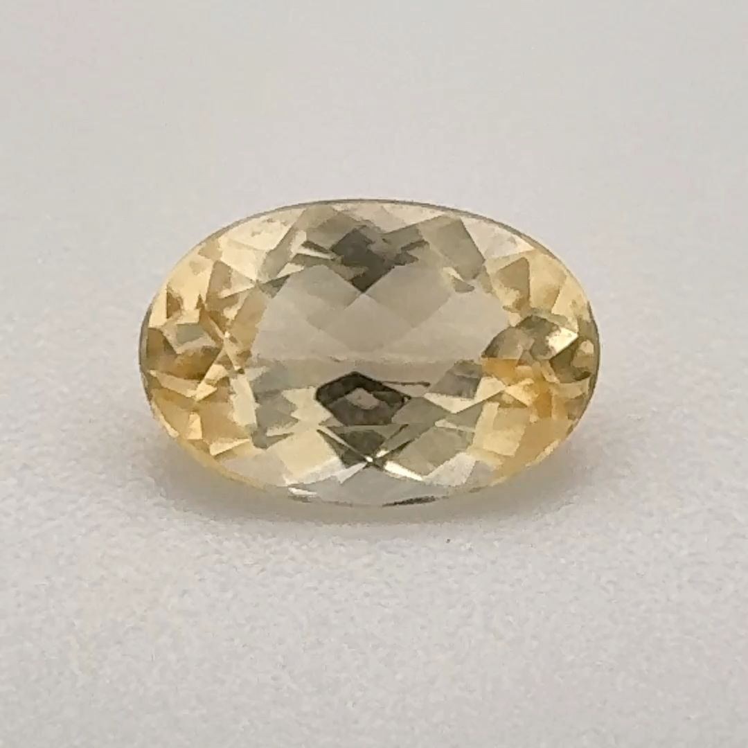 TOPAZ FACETED 0.945ct YELLOW Light Orangey Yellow SI BRAZIL NONE