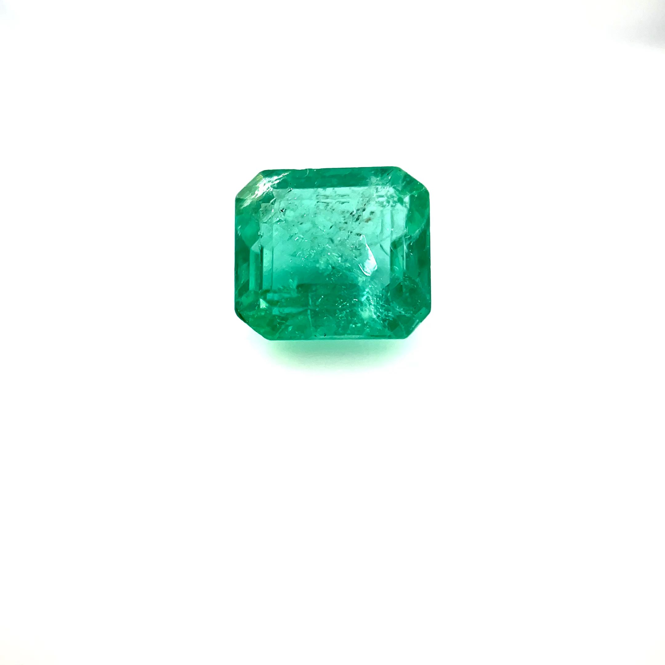 Szmaragd 1,95 ct, zielony, szlif szmaragdowy