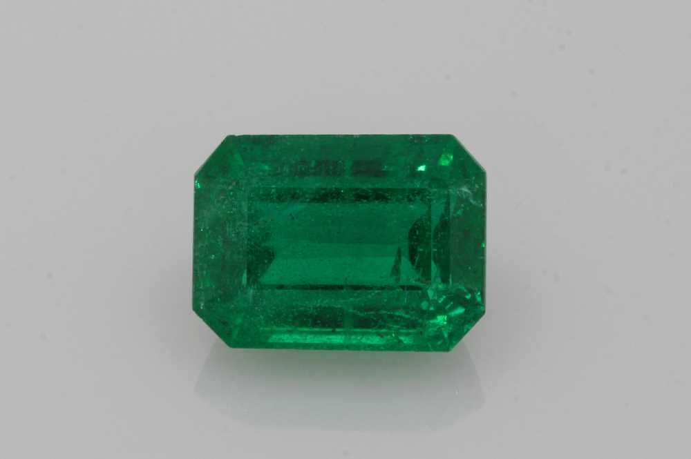 Szmaragd 3,97 ct, zielony, szlif szmaragdowy