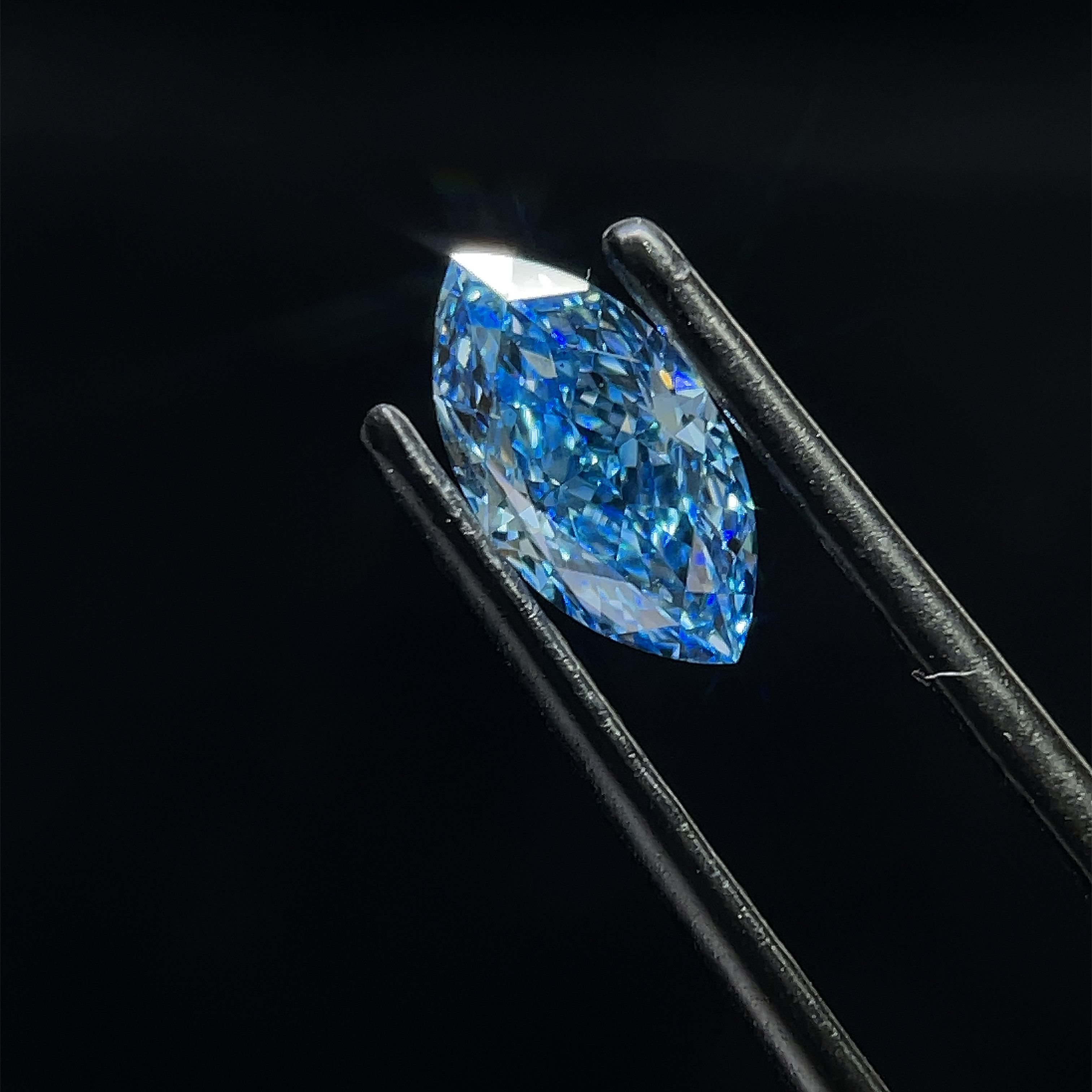 1.01 CT Fancy Vivid Blue MARQUISE
