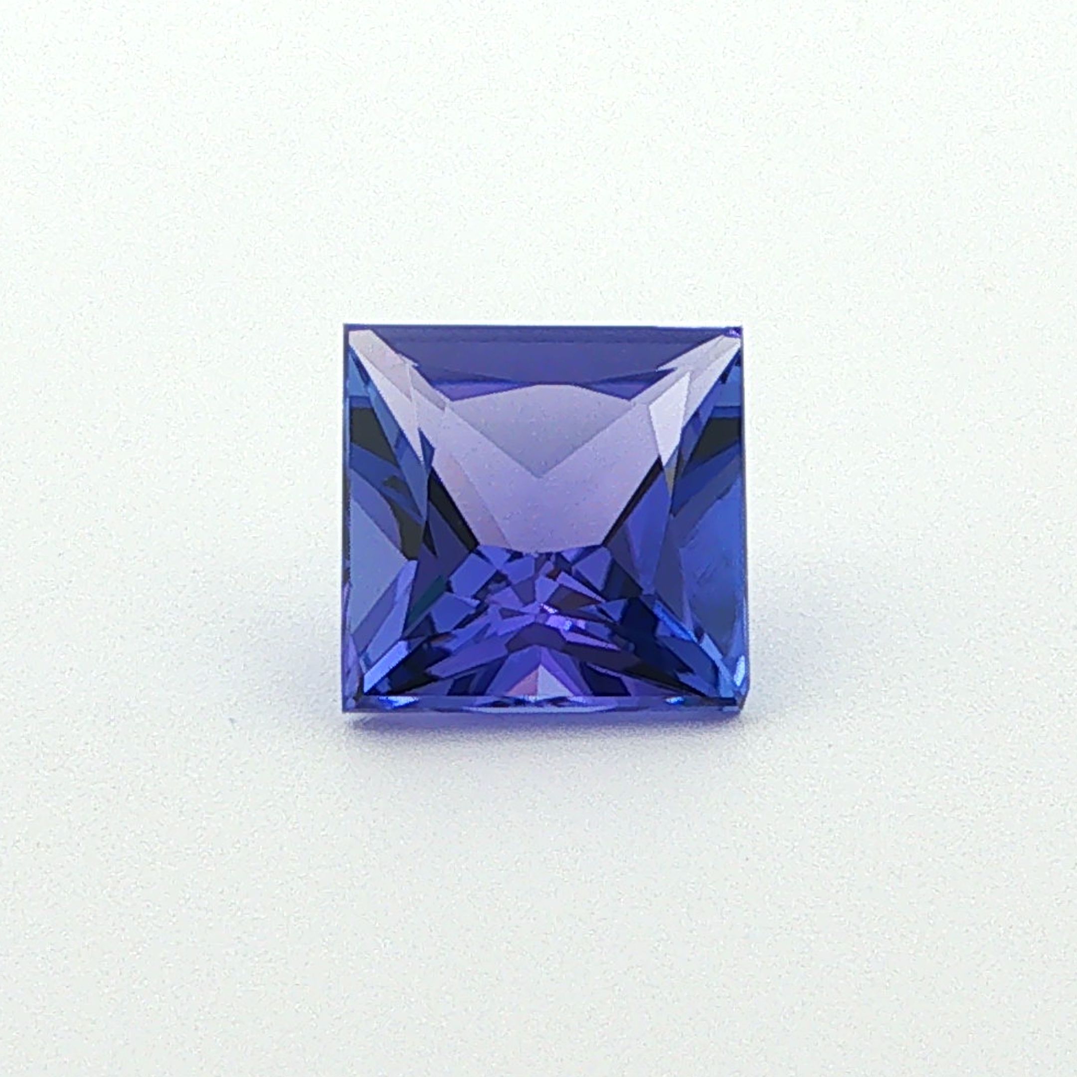 Tanzanit 2,64 ct, niebieski, szlif princess