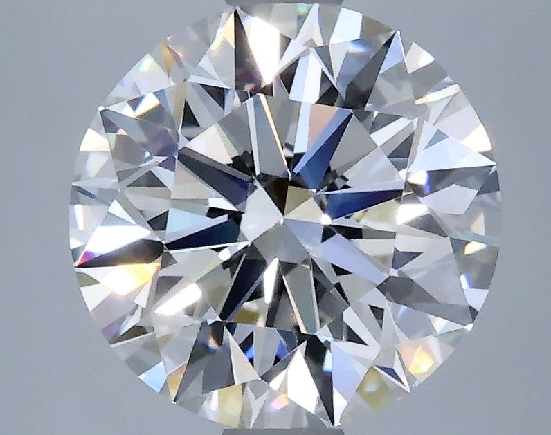 Prírodný diamant okrúhly...