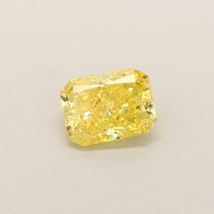 0.24 CT Fancy Vivid Yellow RADIANT
