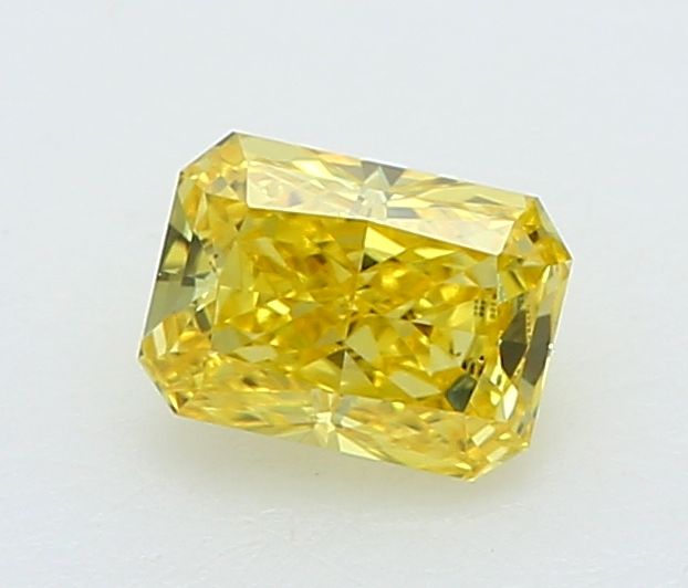 0.24 CT Fancy Vivid Yellow RADIANT