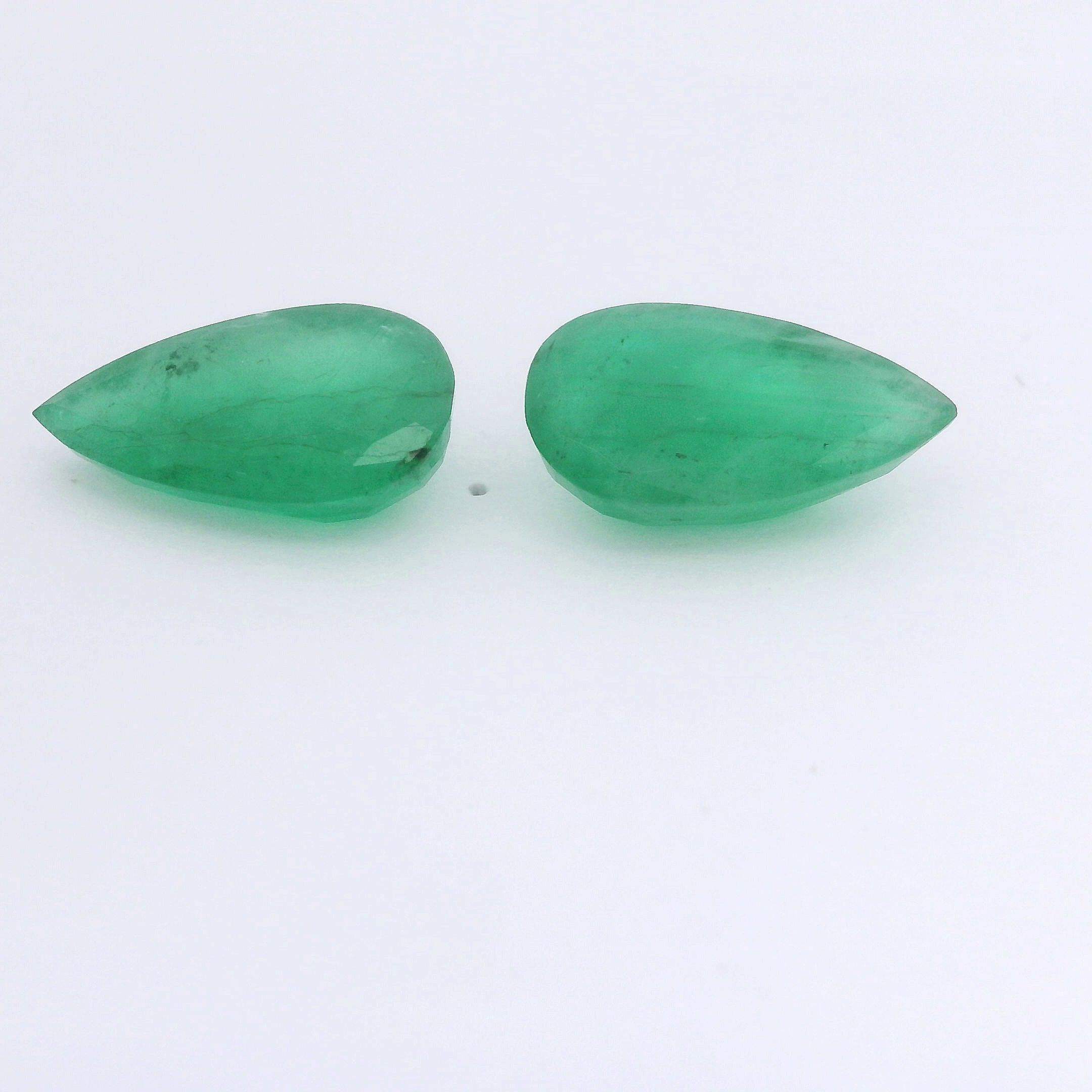 Szmaragd 6,34 ct, zielony, szlif gruszka