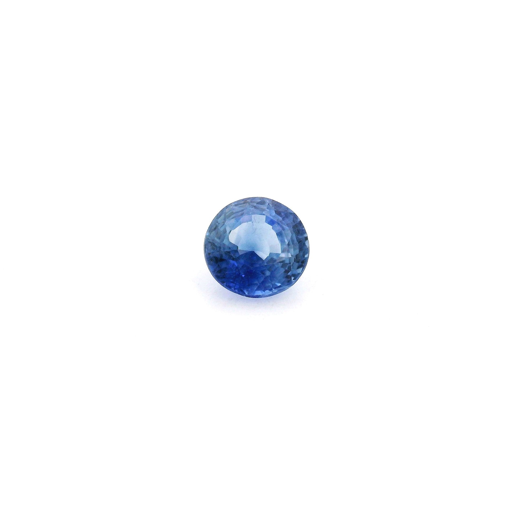 0.69 ct Round sapphire