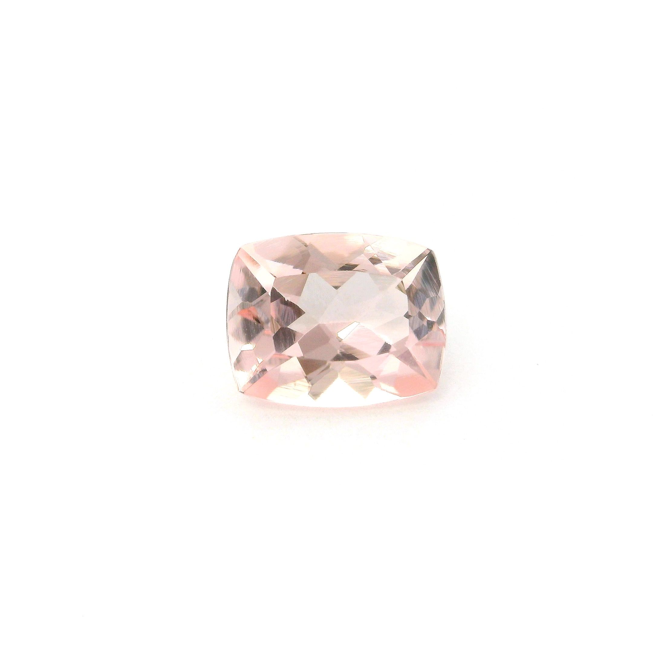 Morganit 2,51 ct, różowy, szlif cushion