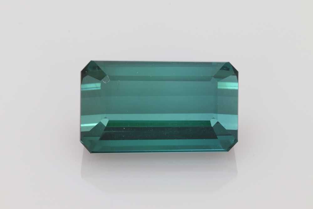 TOURMALINE FACETED 12.69ct MULTI_COLOR Vivid MULTI_COLOR SI REST_OF_AFRICA HEATED