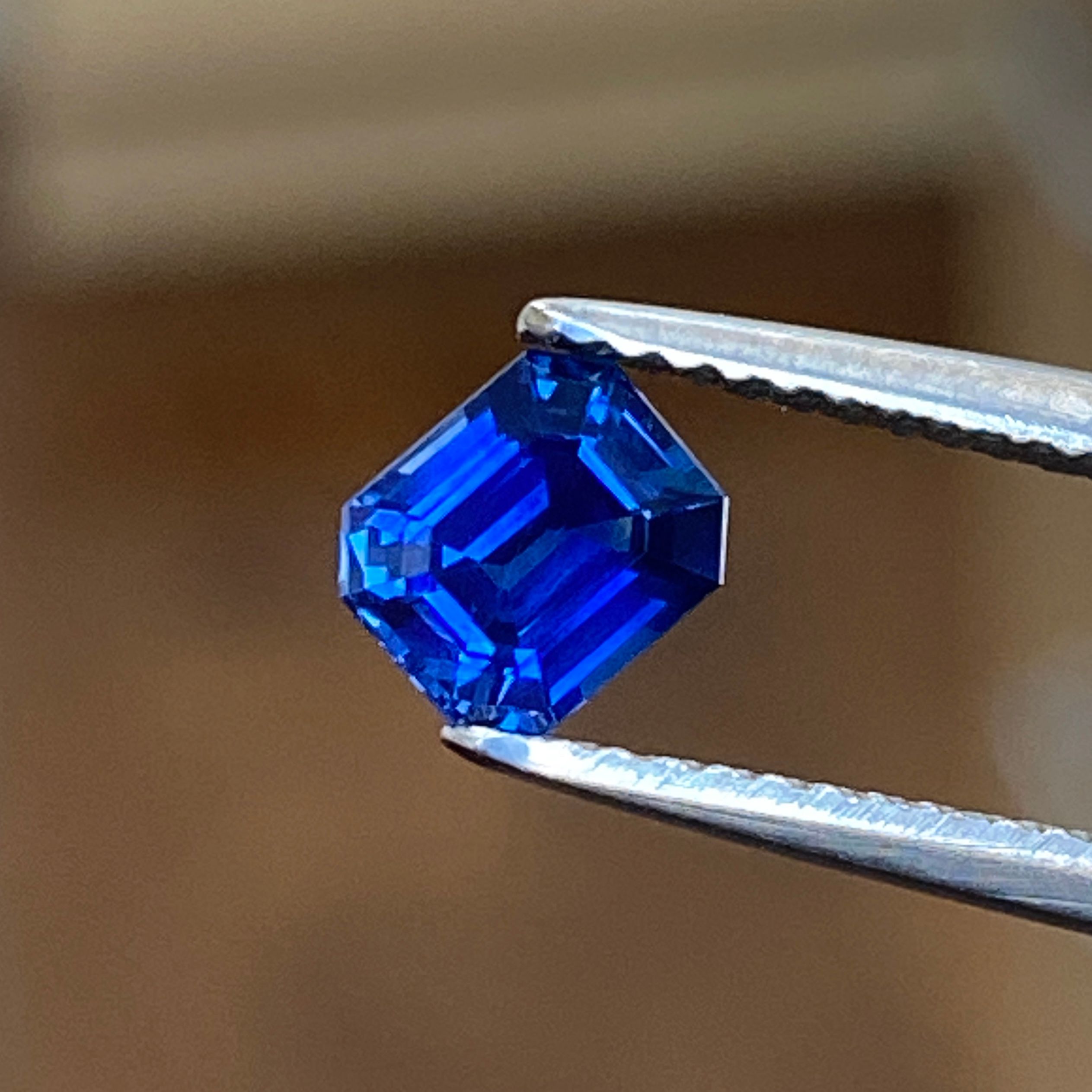 SAPPHIRE FACETED 0.88ct BLUE Blue EC MADAGASCAR HEATED