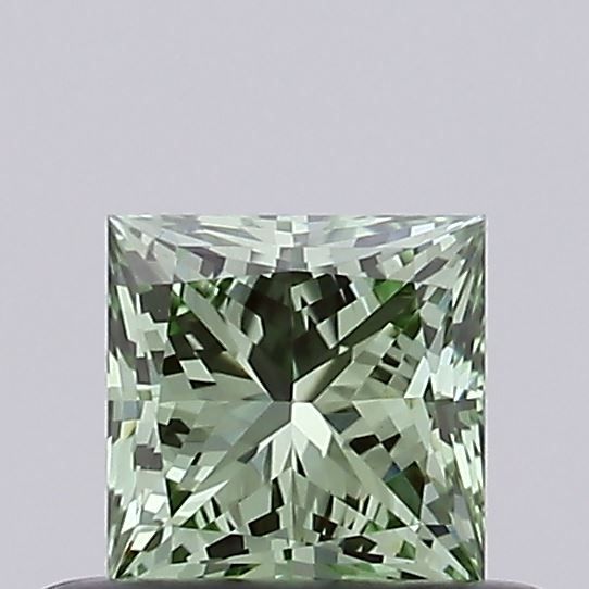 0.45 CT Fancy Vivid Green PRINCESS