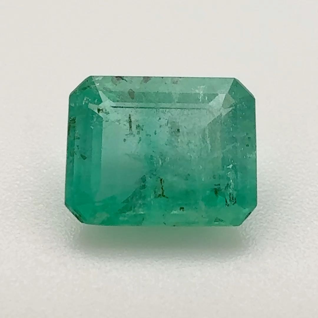 1.92 ct Emerald