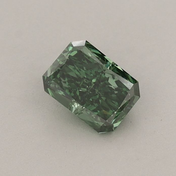 0.39 CT Fancy Vivid Green RADIANT