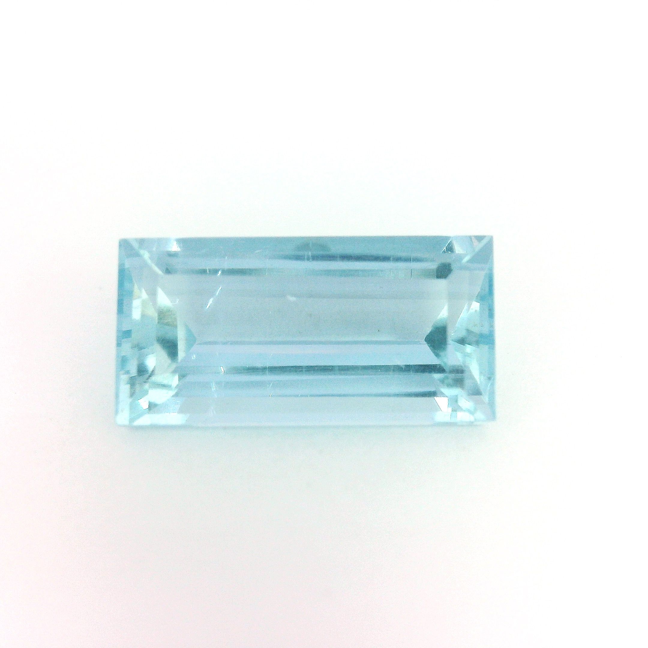 4.39 ct Rectangular aquamarine