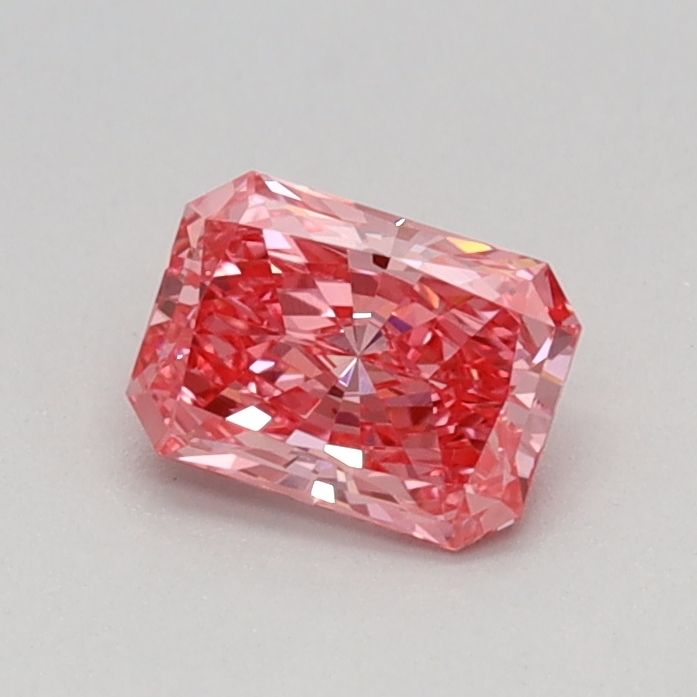 0.36 CT Fancy Vivid Pink RADIANT