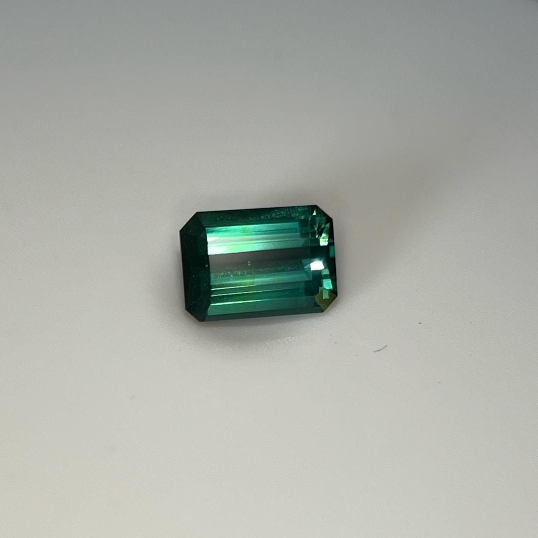TOURMALINE FACETED 2.12ct BLUE Blue-green SI REST_OF_AFRICA NONE
