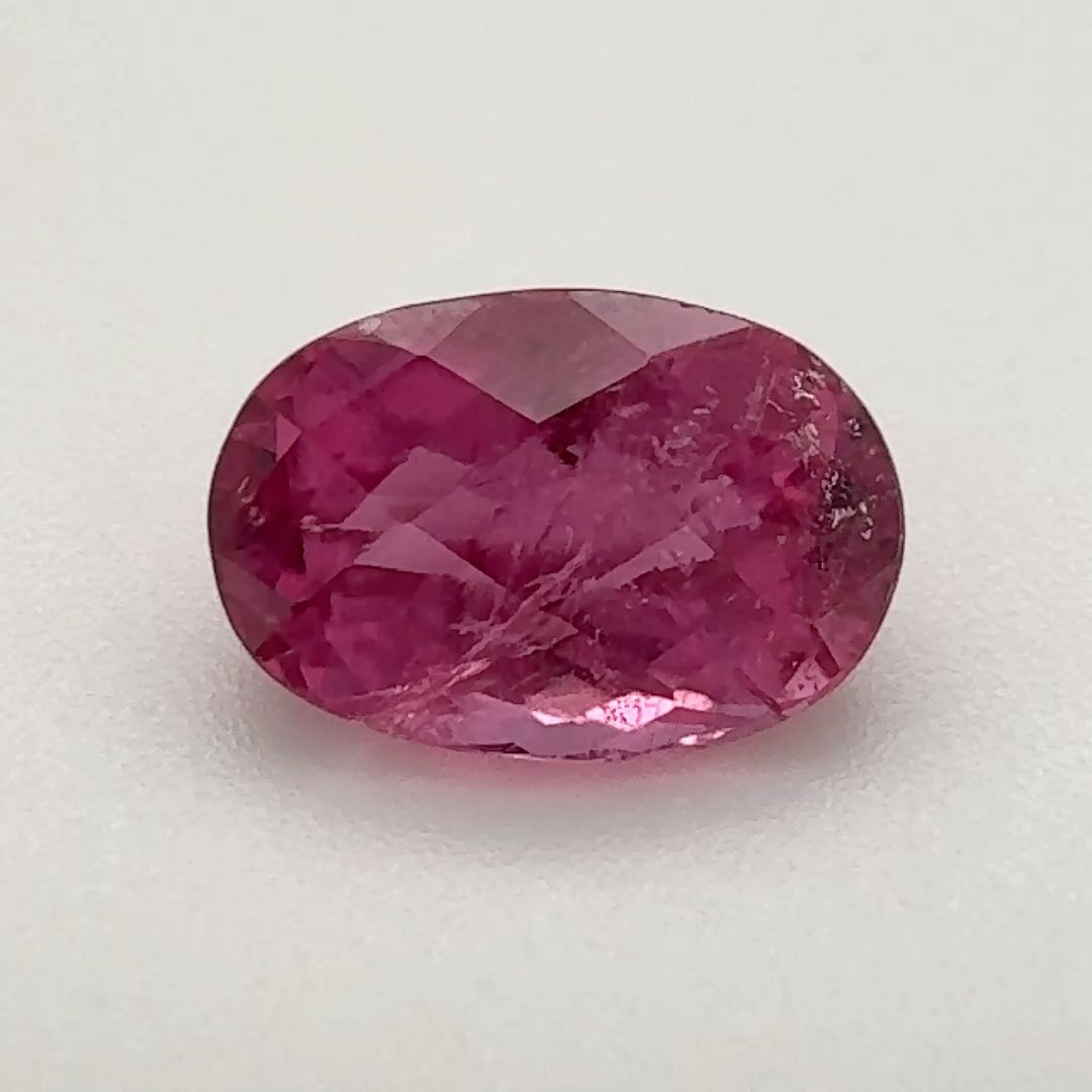 Turmalin 1,81 ct, różowy, szlif owalny