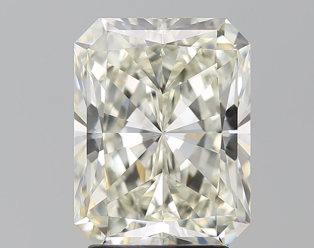 Prírodný diamant radiant,...