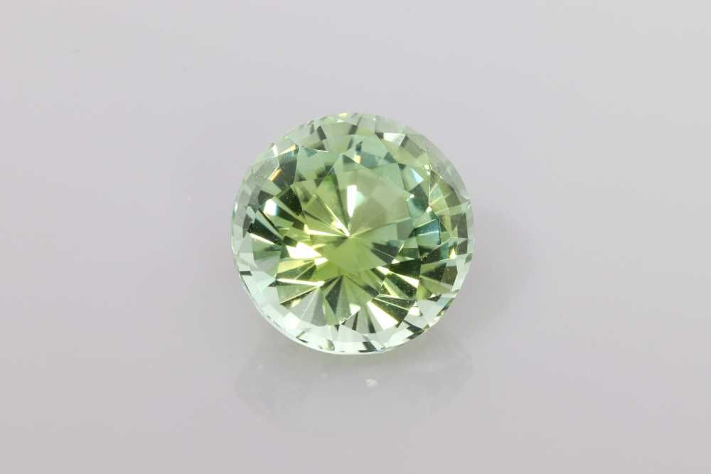 TOURMALINE FACETED 7.47ct GREEN Light GREEN SI MADAGASCAR NONE