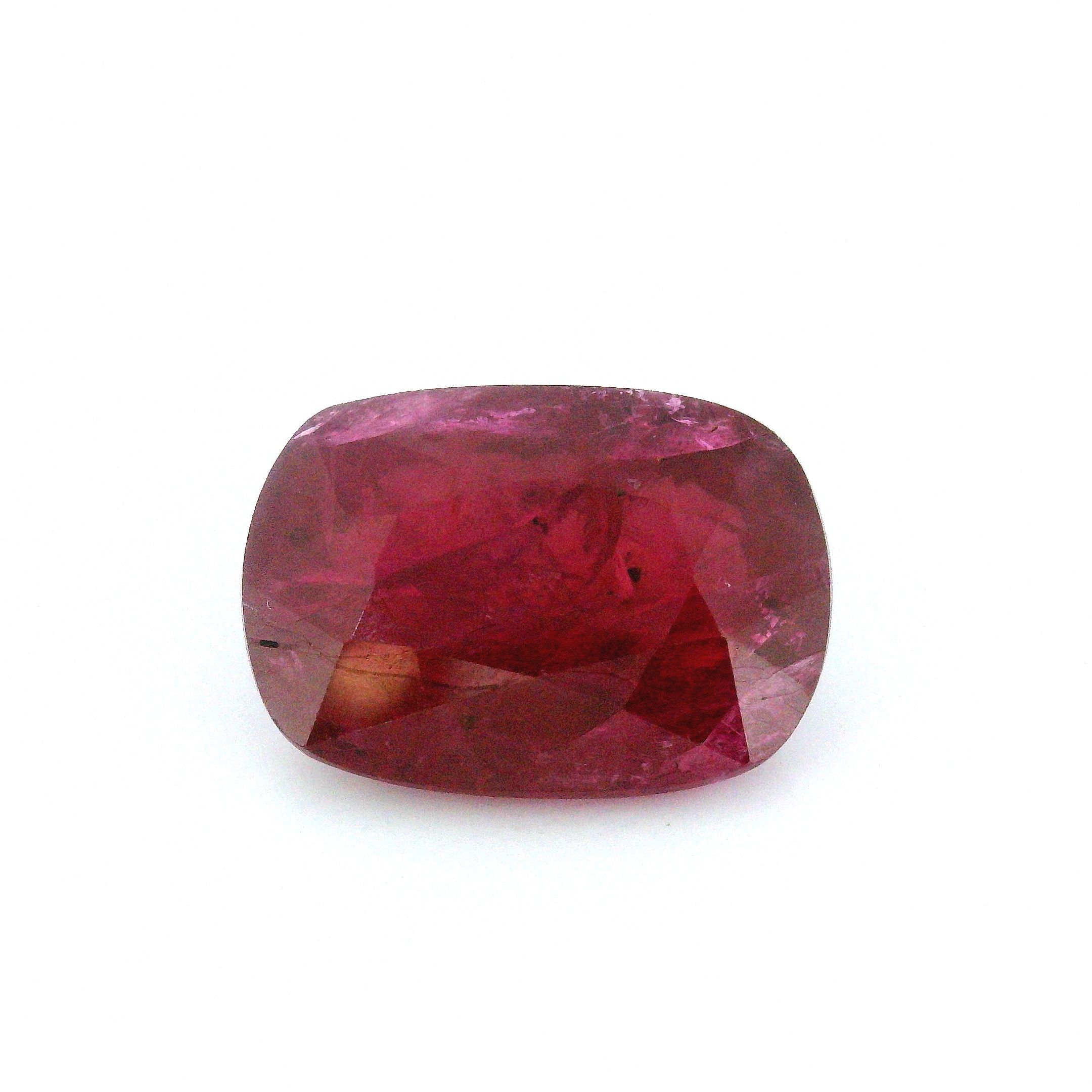 Rubin 8,30 ct, czerwony, szlif cushion