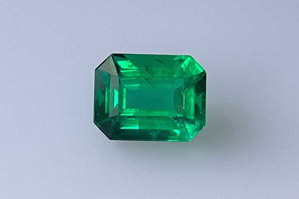 2.29 ct Emerald Emerald