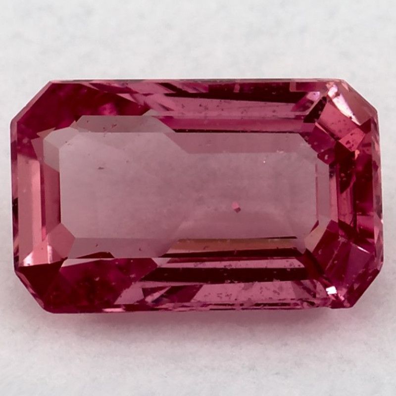 Szafir 1,42 ct, różowy, szlif ośmiokątny
