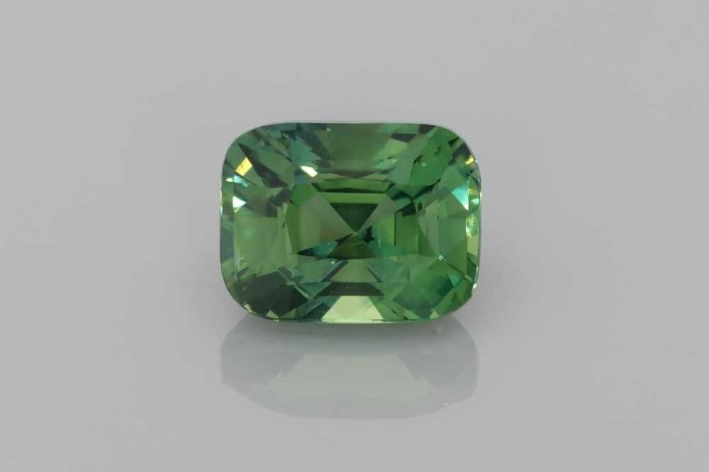 SAPPHIRE FACETED 1.52ct GREEN Vivid GREEN SI TANZANIA NONE