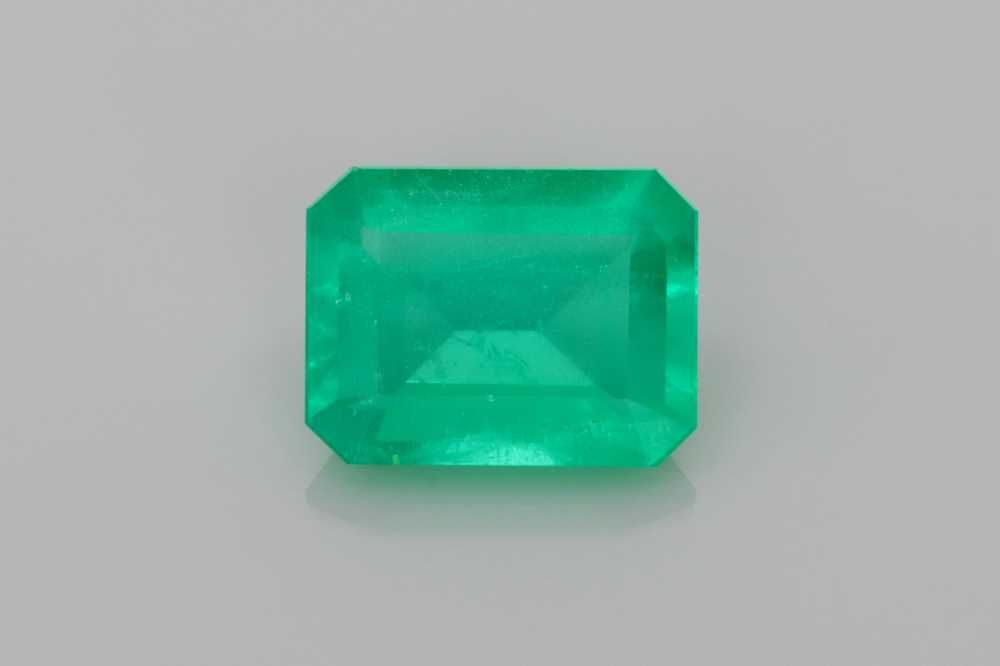 1.88 ct Emerald