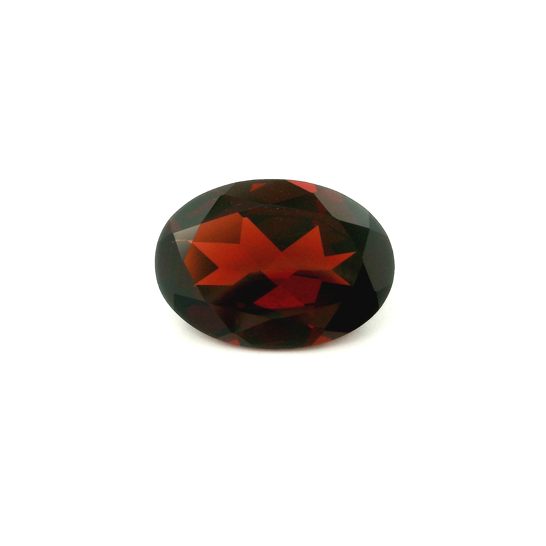 Granat 5,77 ct, czerwony, szlif owalny