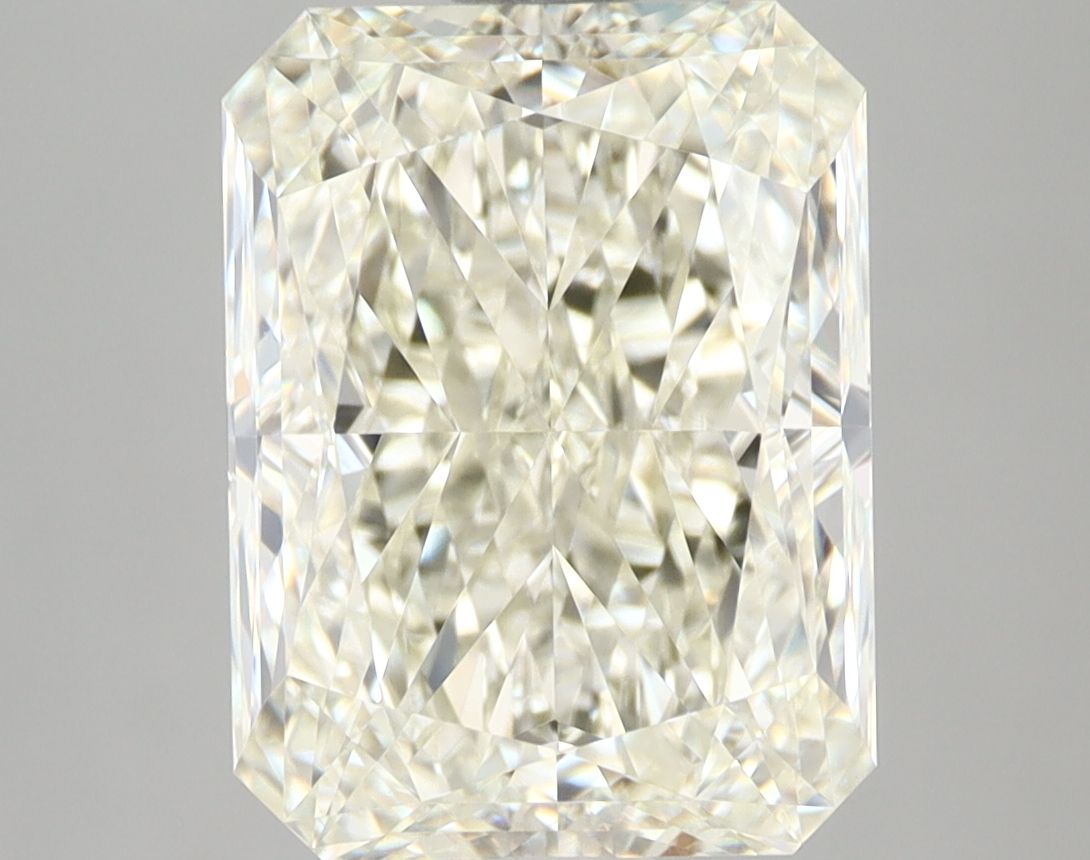 Prírodný diamant radiant,...