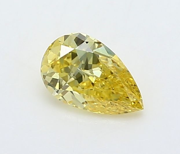 0.15 CT Fancy Vivid Green PEAR
