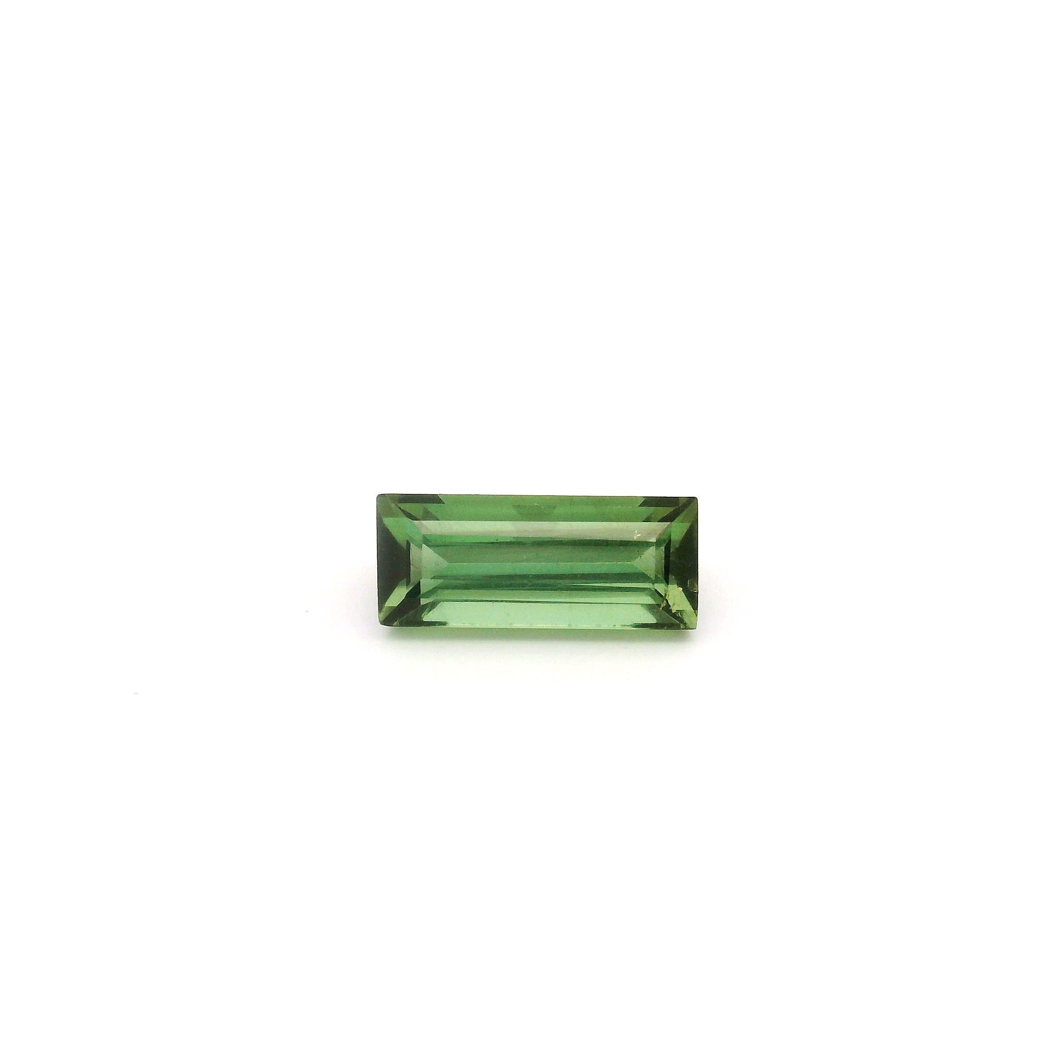 Turmalin 1,54 ct, zielony, szlif prostokątny