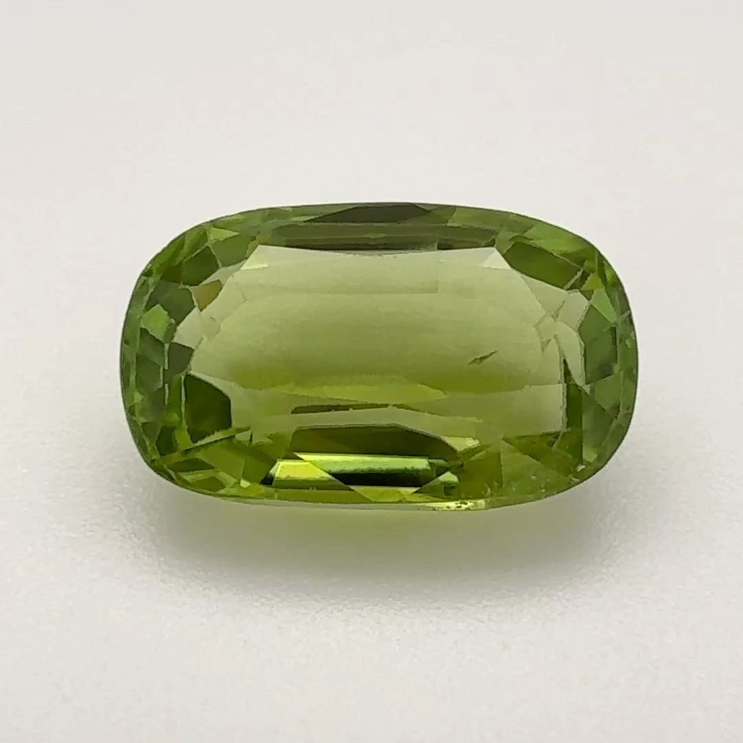 4.96 ct Peridot