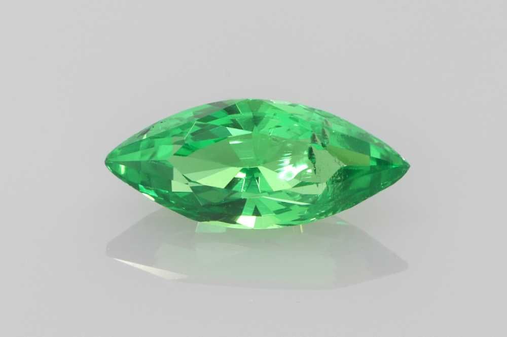 Granat 1,27 ct, zielony, szlif markiza