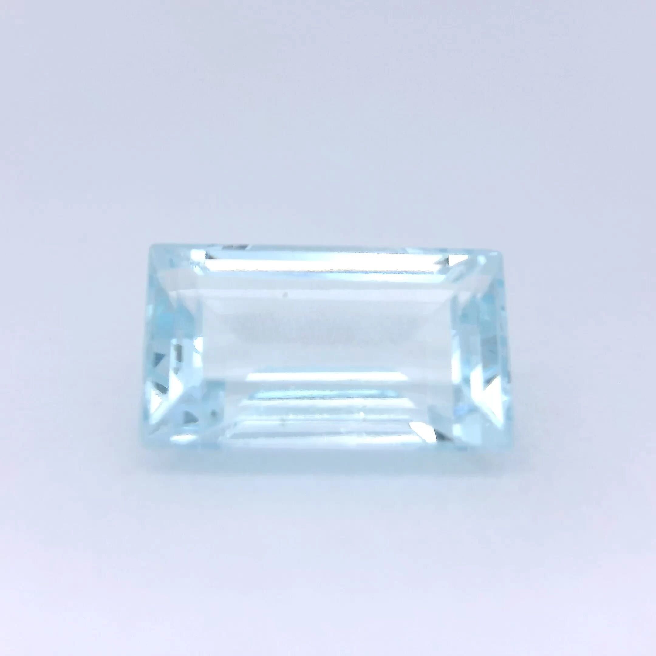 3.29 ct Aquamarine