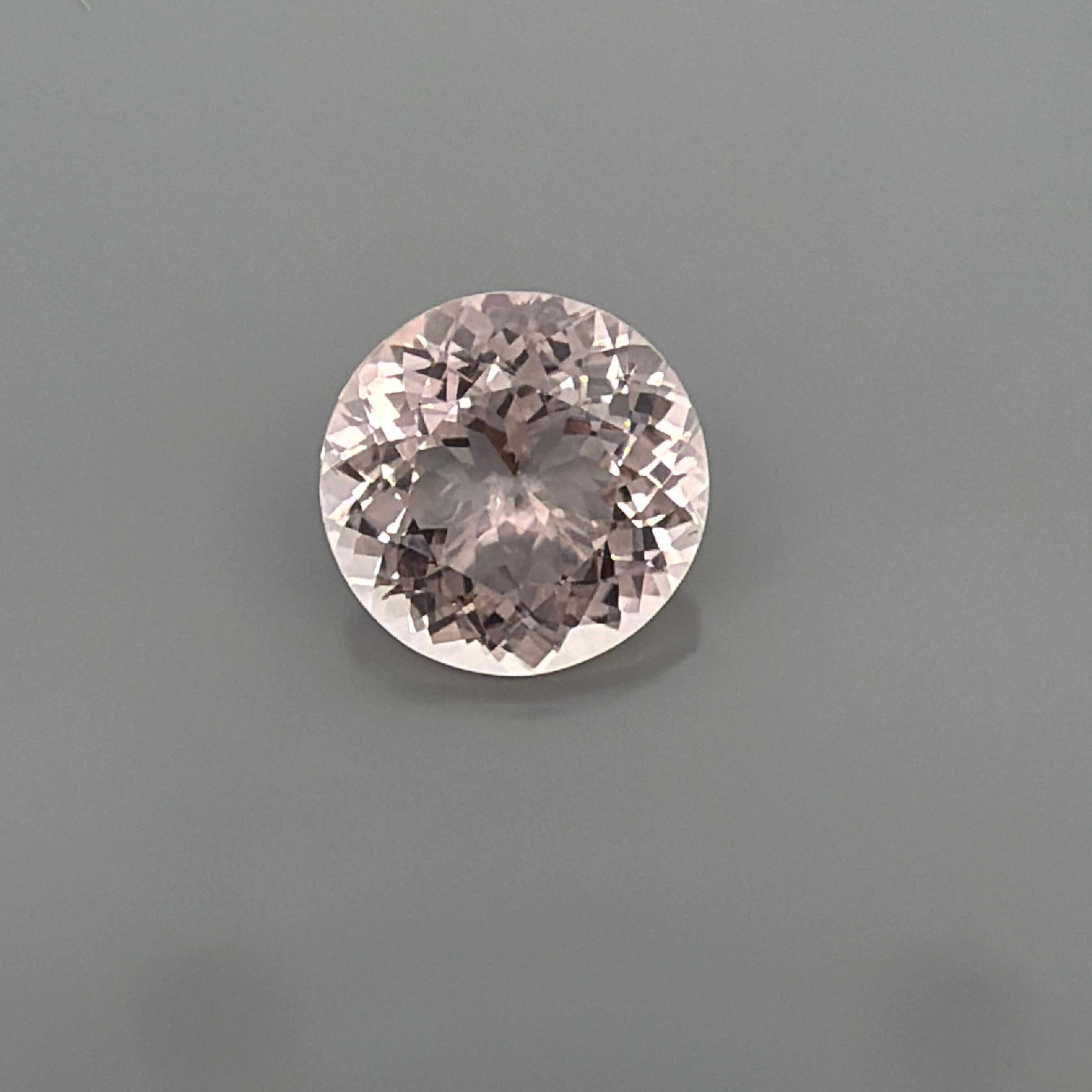 Morganit 6,01 ct, różowy, szlif okrągły
