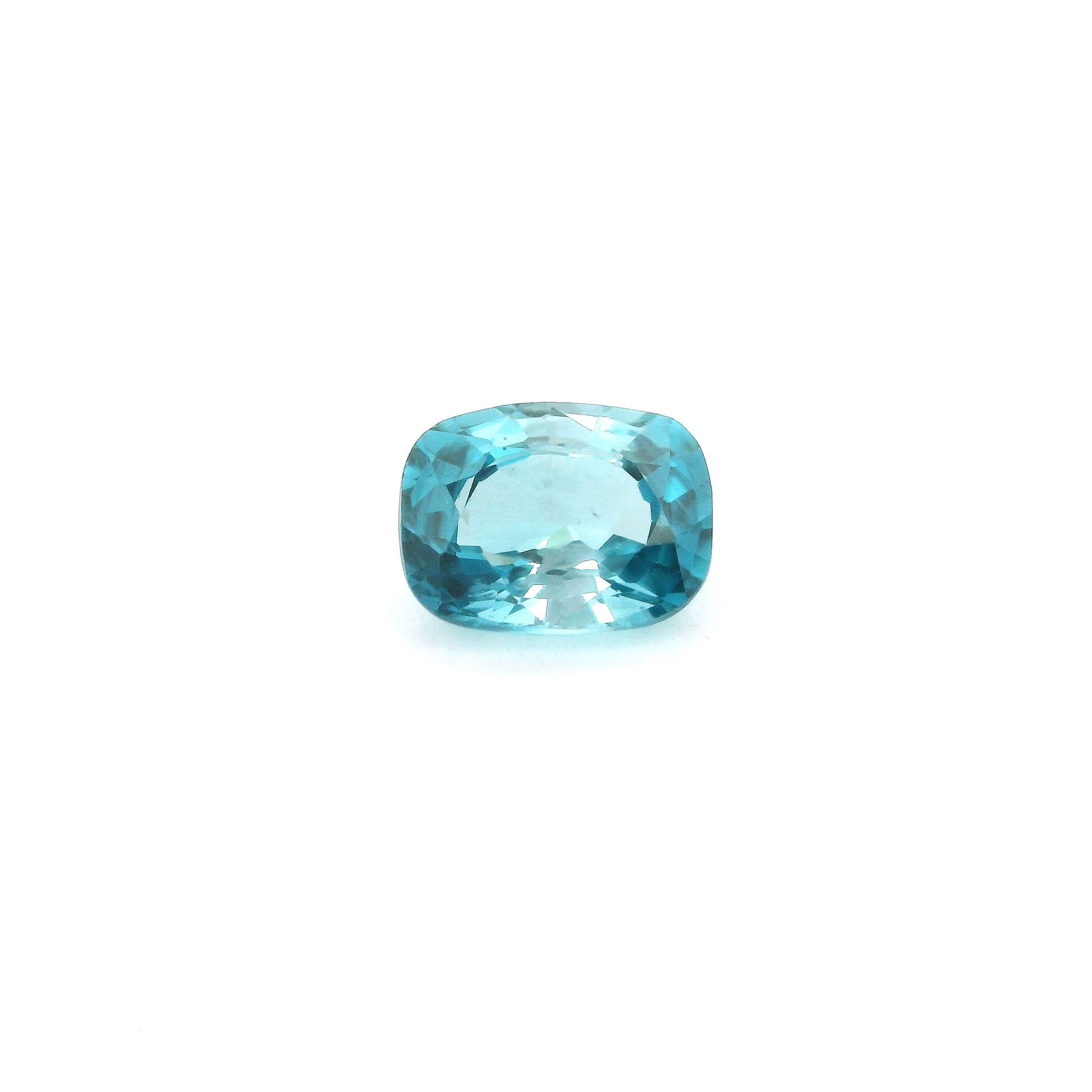 Cyrkon 2,33 ct, niebieski, szlif cushion