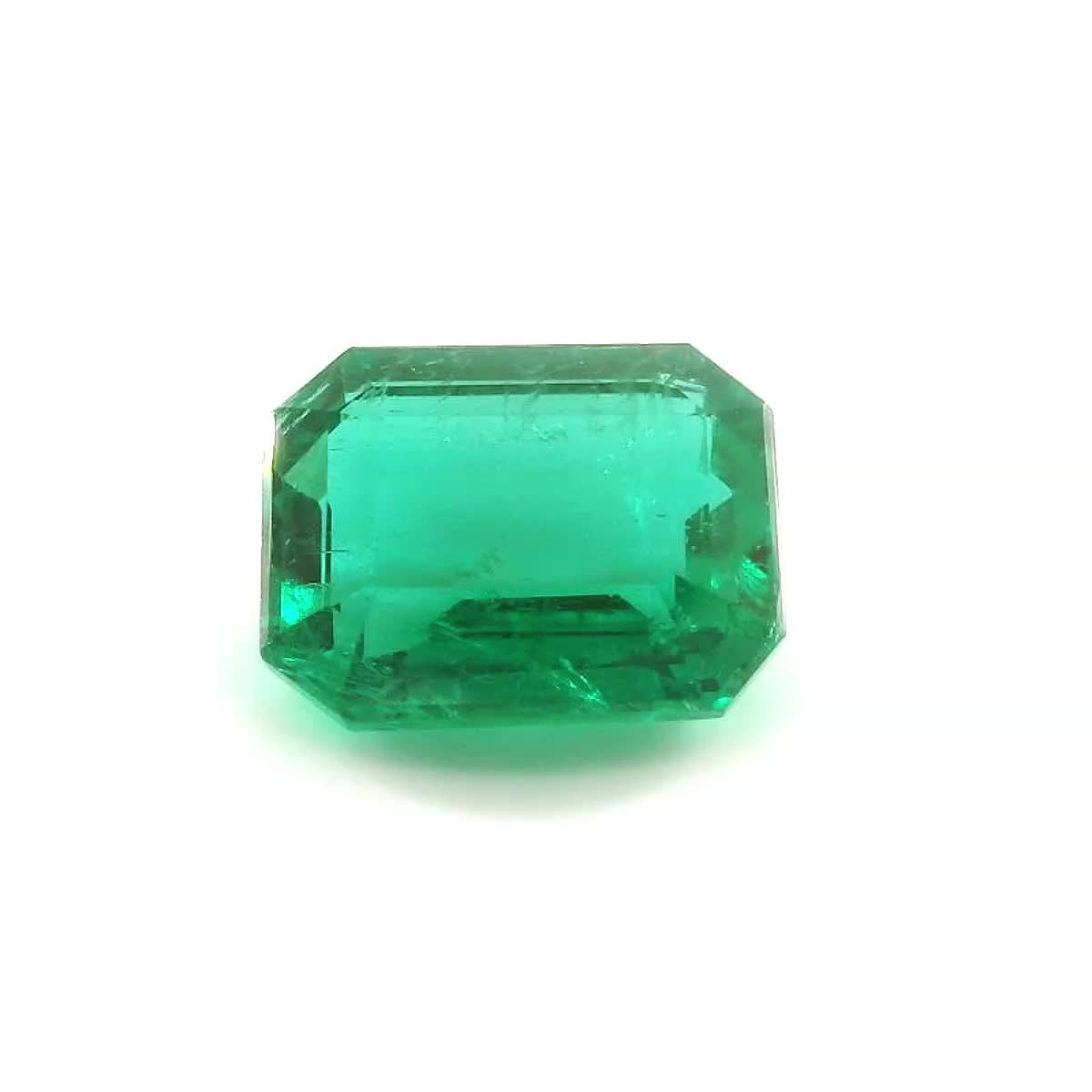 2.91 ct Emerald