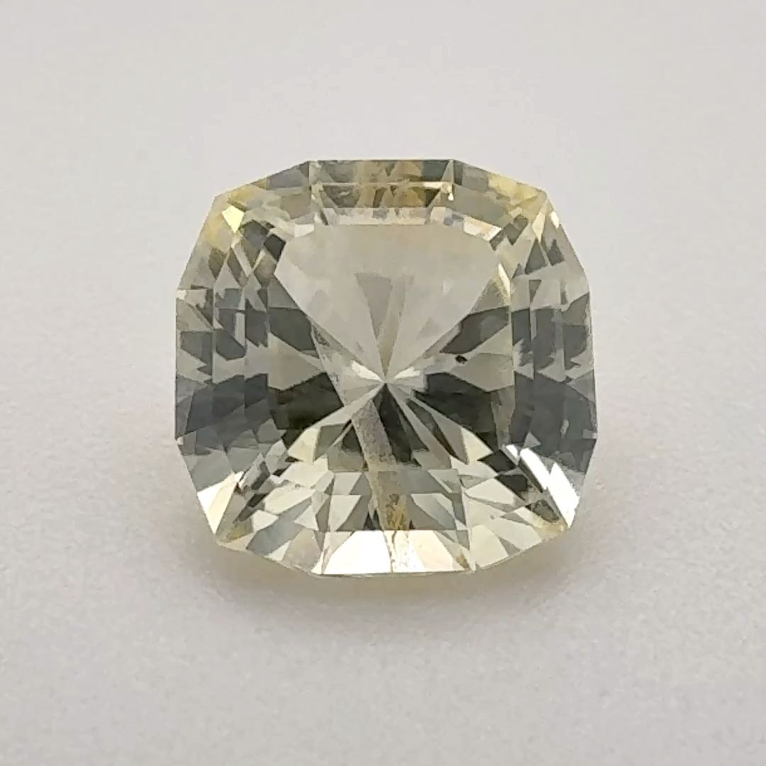 2.27 ct Sapphire