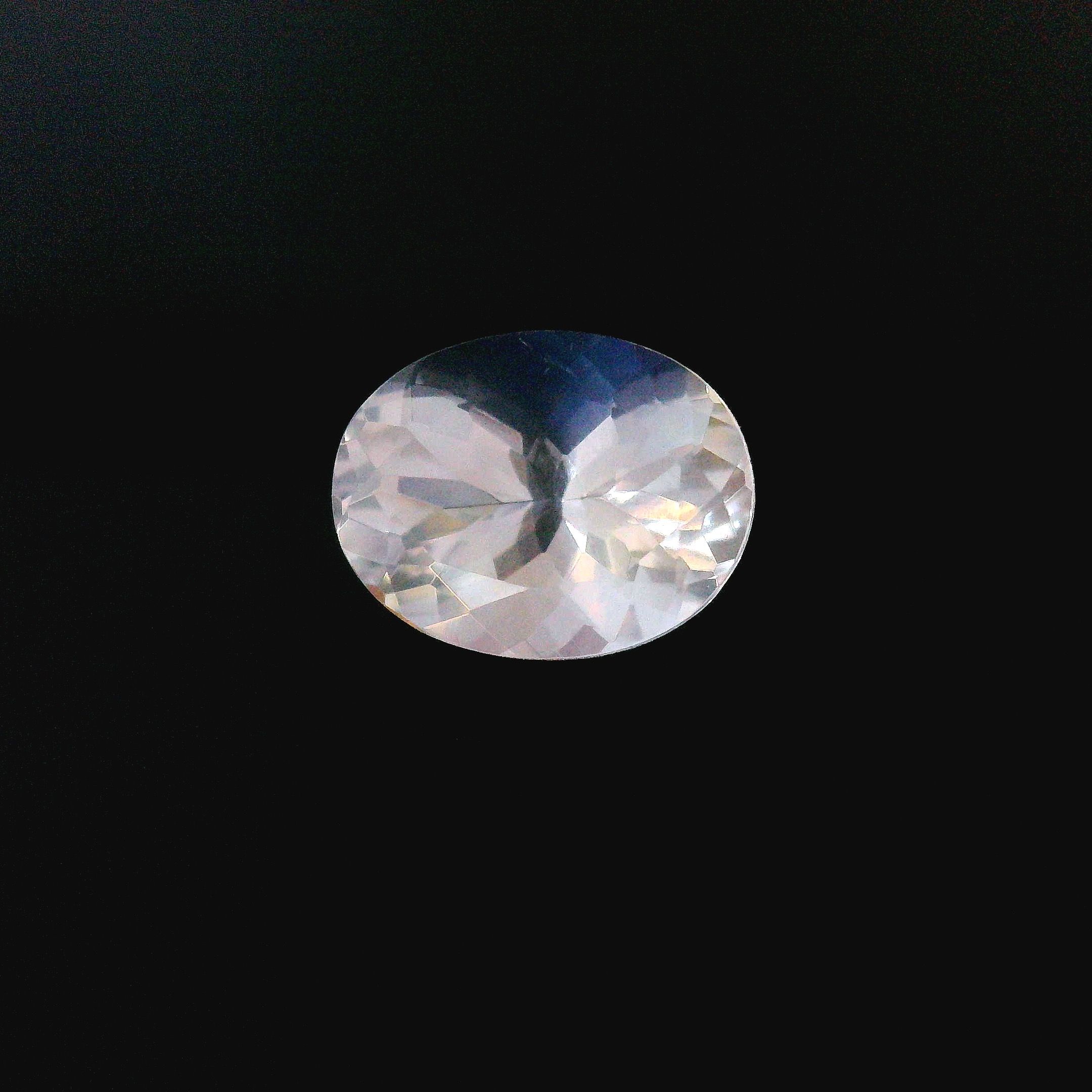 1.89 ct Oval moonstone