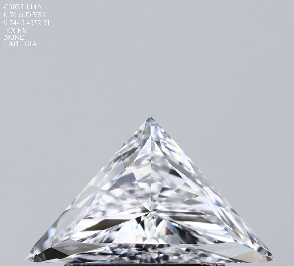 Prírodný diamant triangel,...