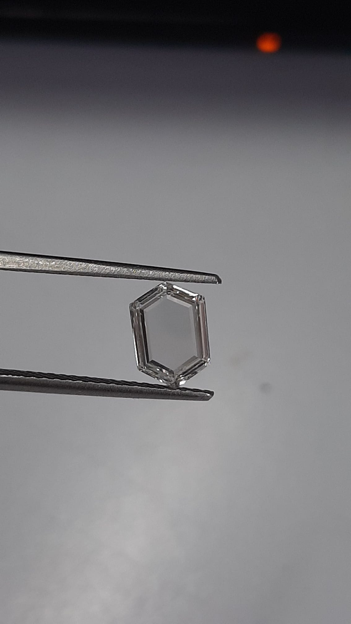 Prírodný diamant hexagonal,...